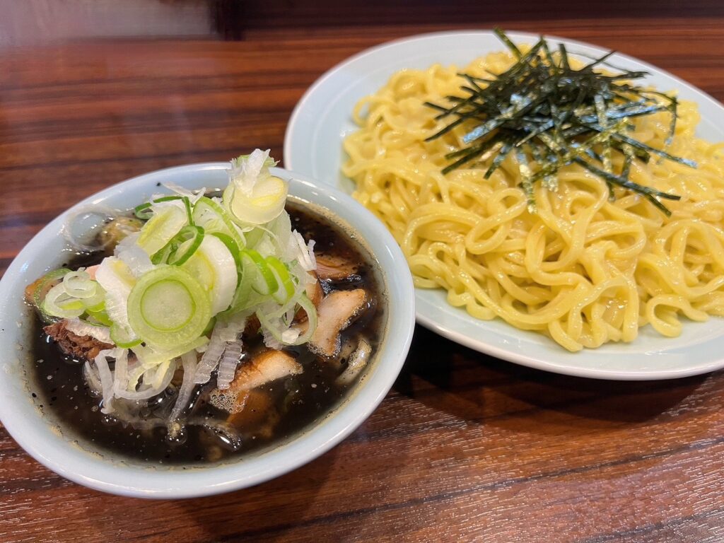 【スタッフブログ】上田城跡公園とつけそば